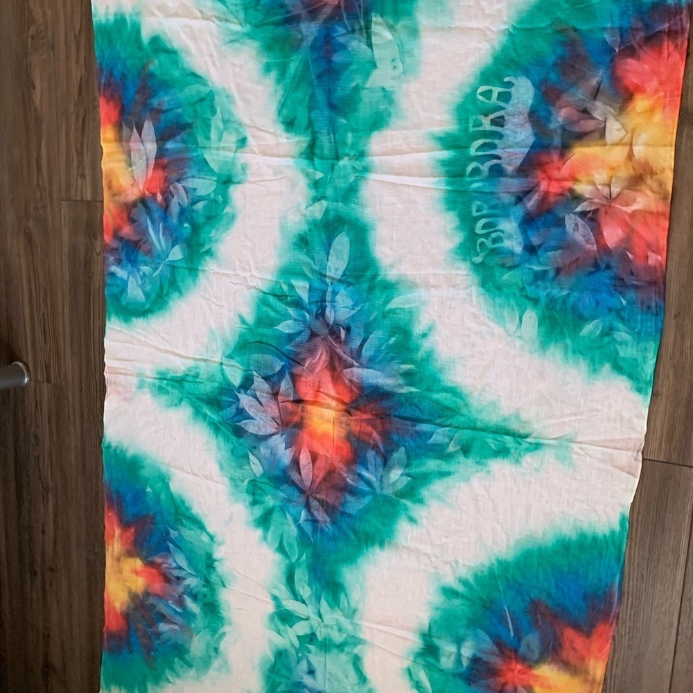 Sarong - Picture 5 of 5